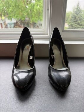 Classic Black Patent High Heel Pumps - Women's Dress Shoes